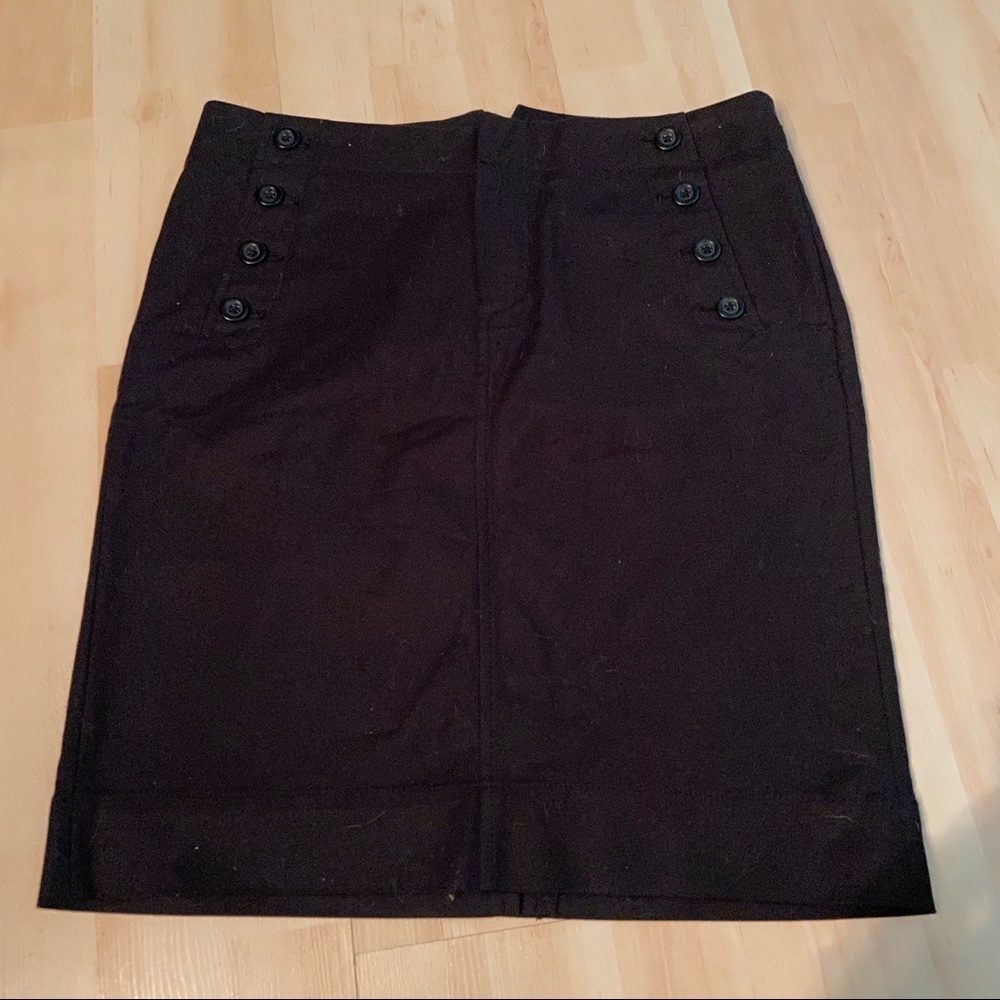 💥5/$25 Gap women’s black  skirt in‎ size 2